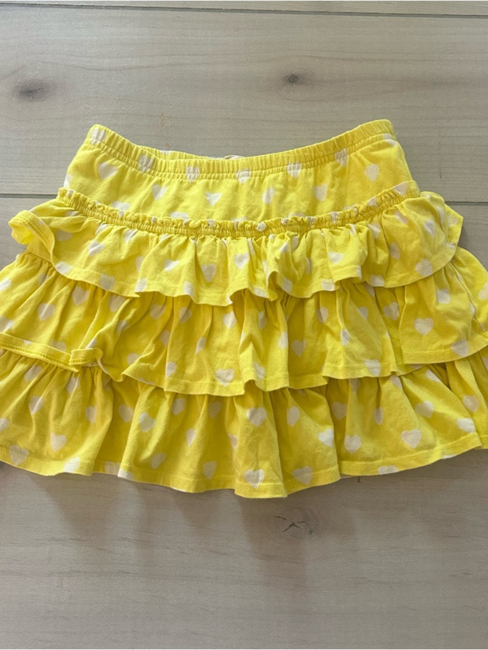 Mini Boden Yellow & White Polka Dot Tiered Ruffle Skort